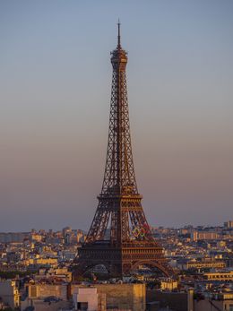 Photography, La Grande Dame de Fer aux couleurs de Paris 2024, Théo Castillon