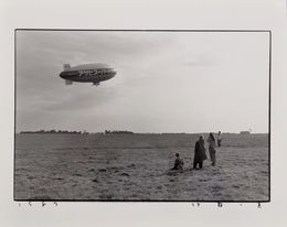 Photographie, First Flight of The Airship - Super Dry, Kazuo Kitai