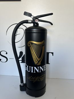 Sculpture, Guiness fire extinguishe, DS-4RT