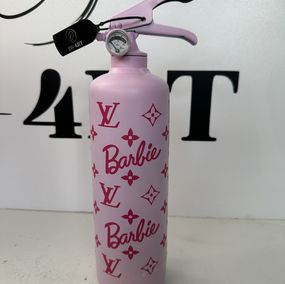 Skulpturen, Louis Vuitton Barbie fire extinguishe, DS-4RT
