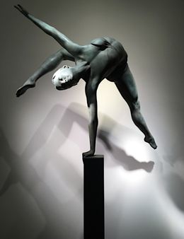 Sculpture, Balancing my giving, Marc De Corte