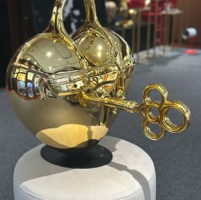 Skulpturen, Love Locked Birkin sculpture, Unicorn International