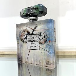 Sculpture, Chanel n°5 bottle, Miss Chanel, Patrick Cornée