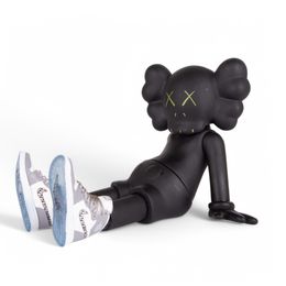 Design, Kaws X Air Jordan Dior, Ske