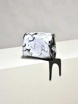 Skulpturen, Le vieux pot de peinture noir, Yannick Bouillault