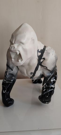 Sculpture, King Pop Black, Monsieur Mollotov