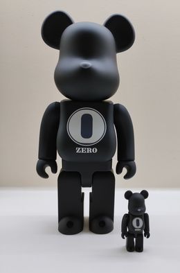Design, Robert indiana × fragmentdesign 100? & 400?Black, Bearbrick