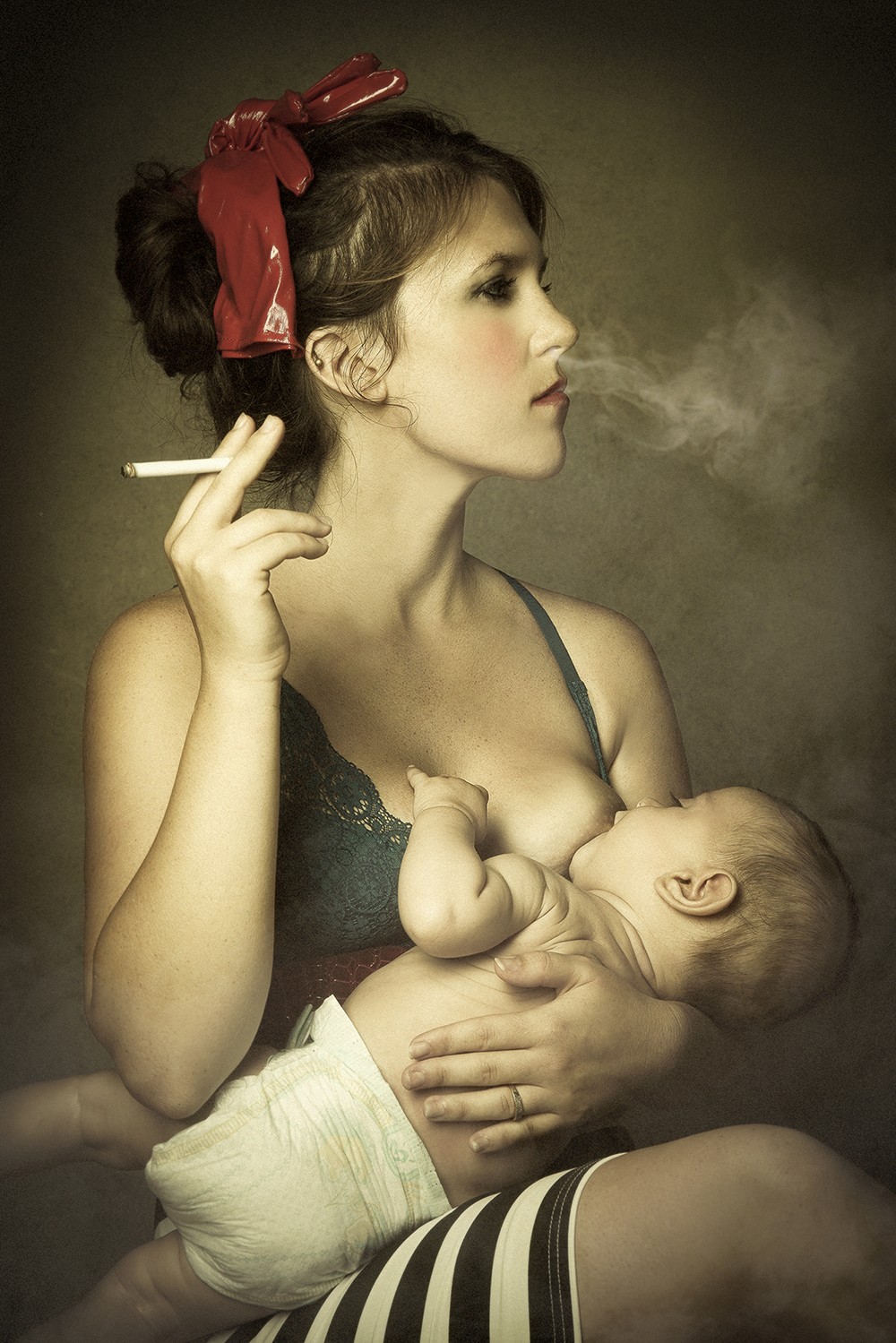 Mathilde Oscar, Smoking mum II Mathilde Oscar, Smoking mum II