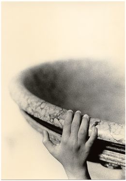 Photography, Untitled (hand and bowl), Mikael Siirilä