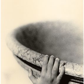 Photography, Untitled (hand and bowl), Mikael Siirilä