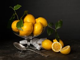 Photographie, Limones con Cuchara. From The Bodegones series, Dora Franco