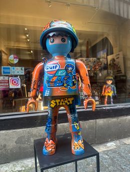 Scultura, Porsche Gulf, Sophie So Moon