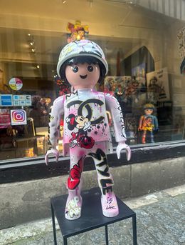 Scultura, Chanel Karl Lagerfeld POP, Sophie So Moon