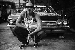 Photography, Payin respect (XL), Brice Gelot