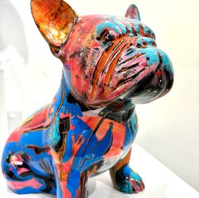 Skulpturen, Doggy John, Julien Marinetti