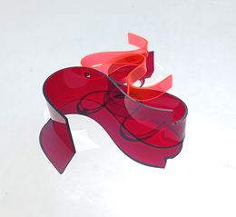 Sculpture, Kringel Bordeaux / Neonpink, Selçuk Dizlek
