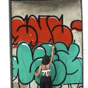 Skulpturen, Graffiti Girl, Peranonimo