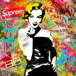 Edición, Marilyn as Betty Casswell, Agent X