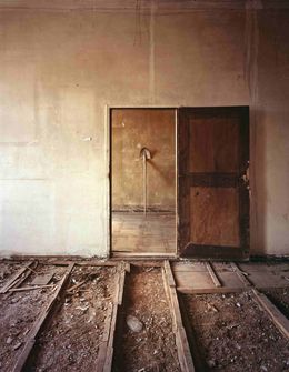 Photography, The broken arm, Nicola Vinci