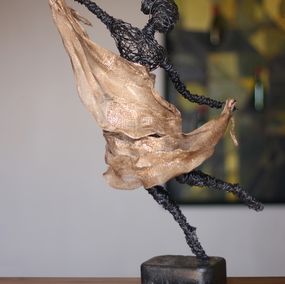 Skulpturen, Silken Rise, Karen Akhikyan