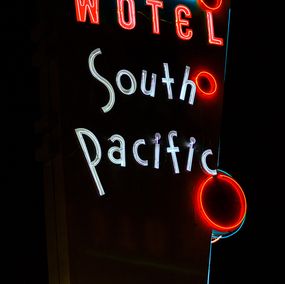 Photographie, Wotel At Night. Color Photography, Juan Pablo Castro