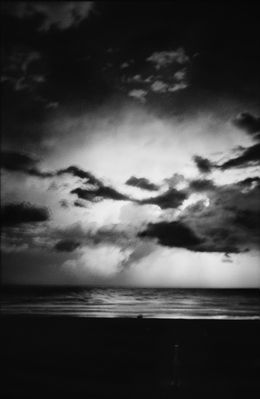Photography, L'orage, Elizabeth H