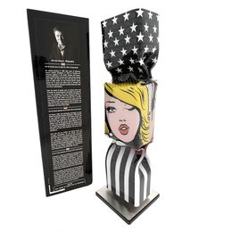 Design, Lichtenstein (Stars) - Luxury Art Toffee, Ad Van Hassel
