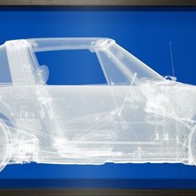 Fotografien, Silver Porsche 911 on Blue, Nick Veasey