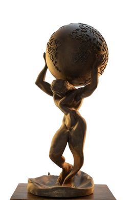 Skulpturen, Atlas, le Titan tétanisé. Fer rouillé, Arson
