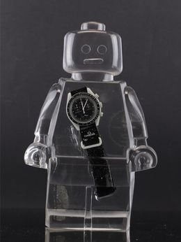 Skulpturen, Roboclusion Omega & swatch mission to the moon, Vincent Sabatier