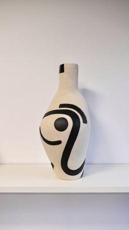 Diseño, Vase Ébène 2, Laura Dujoncquoy