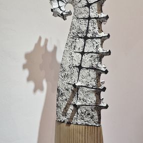 Sculpture, White Dragon, Lili P
