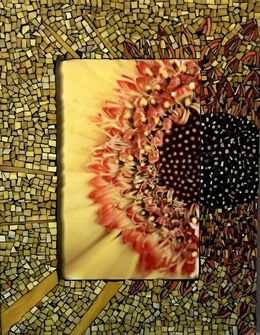 Fotografia, Yellow Gerber with Mosaic Frame, Natalie McGuire