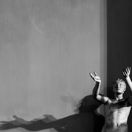 Photography, Adoring youth, Rhodes, late 4th century BC, original in Berlin, Altes Museum, Marcello Grassi
