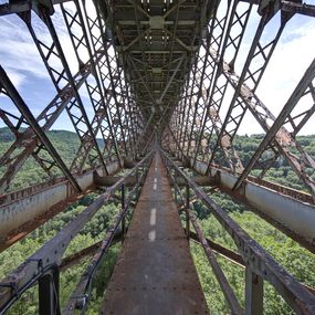 Photography, Passerelle de fer – Le vertige du vide, Lauric Gourbal