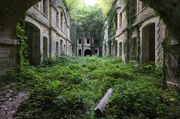 Photography, La forteresse engloutie, Lauric Gourbal