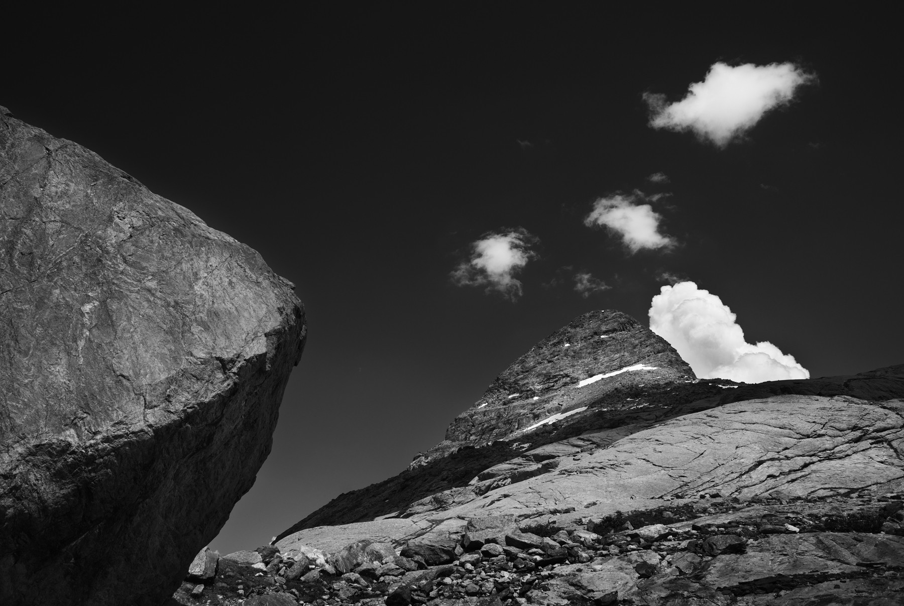Sébastien Castillo, Mont Séti Sébastien Castillo, Mont Séti