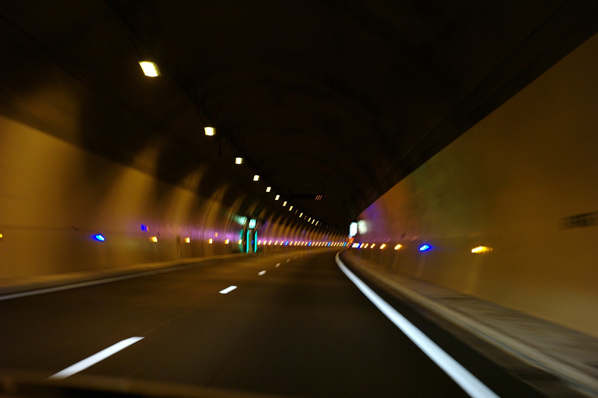 Feng Hatat, Tunnel Feng Hatat, Tunnel