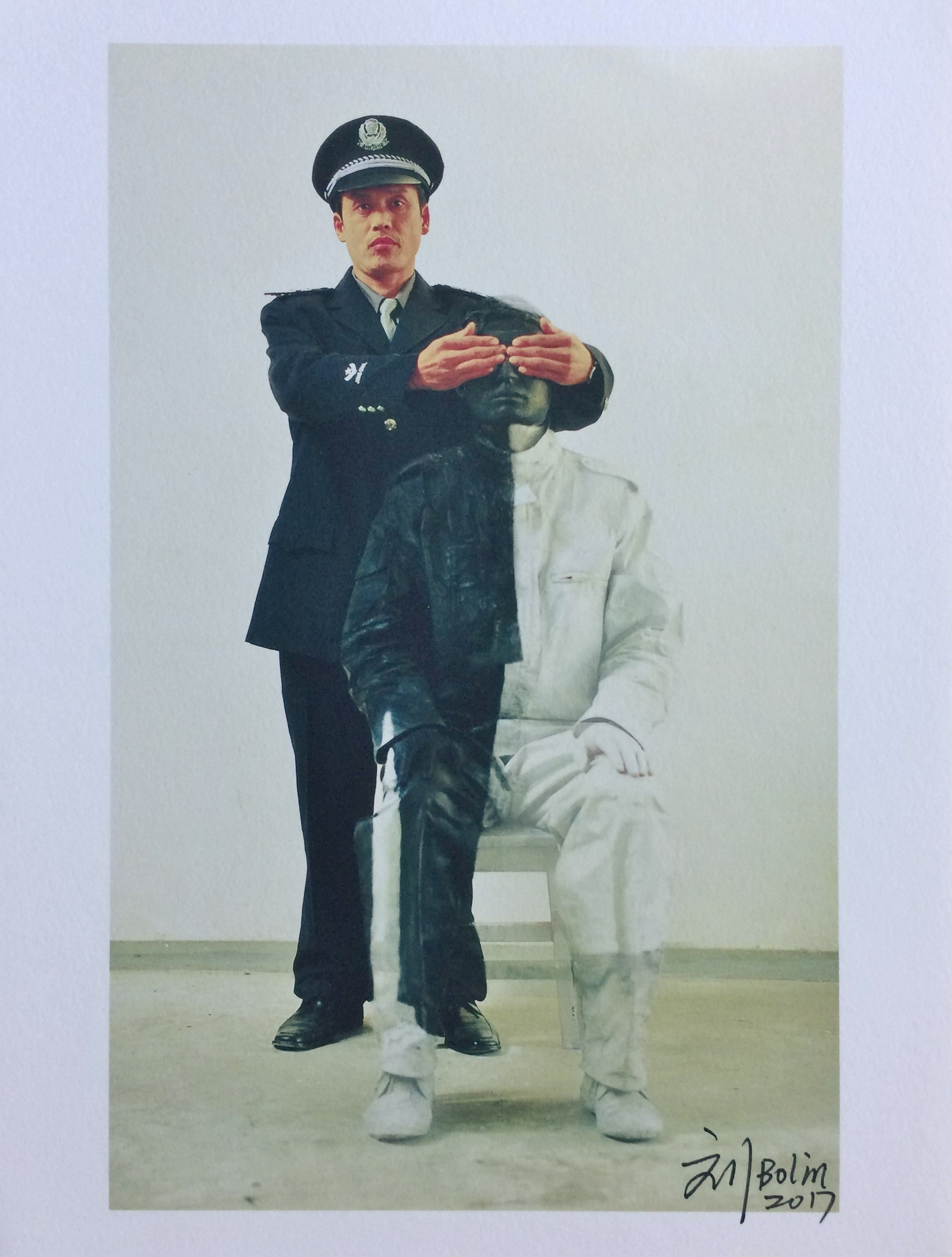 Liu Bolin, Civilian and Policeman #2 Liu Bolin, Civilian and Policeman #2
