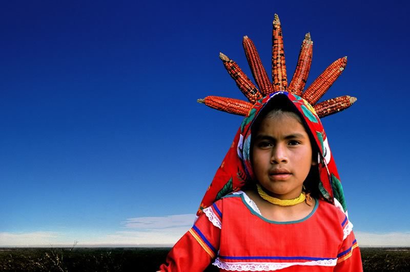 Antonio Briceño, Tatei Nivétzica - Niña-diosa del maíz. Cultura Huichol, Mexico Antonio Briceño, Tatei Nivétzica - Niña-diosa del maíz. Cultura Huichol, Mexico