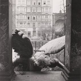 Photographie, Série : Berlin nord-est / arrière-cours: L'ange déchu - Église Élisabeth, Manfred Paul