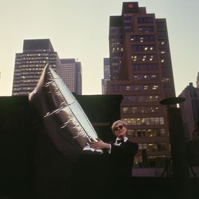 Photography, Andy Warhol with silver balloons at the roof of Chelsea Hotel, NY, Hervé Gloaguen