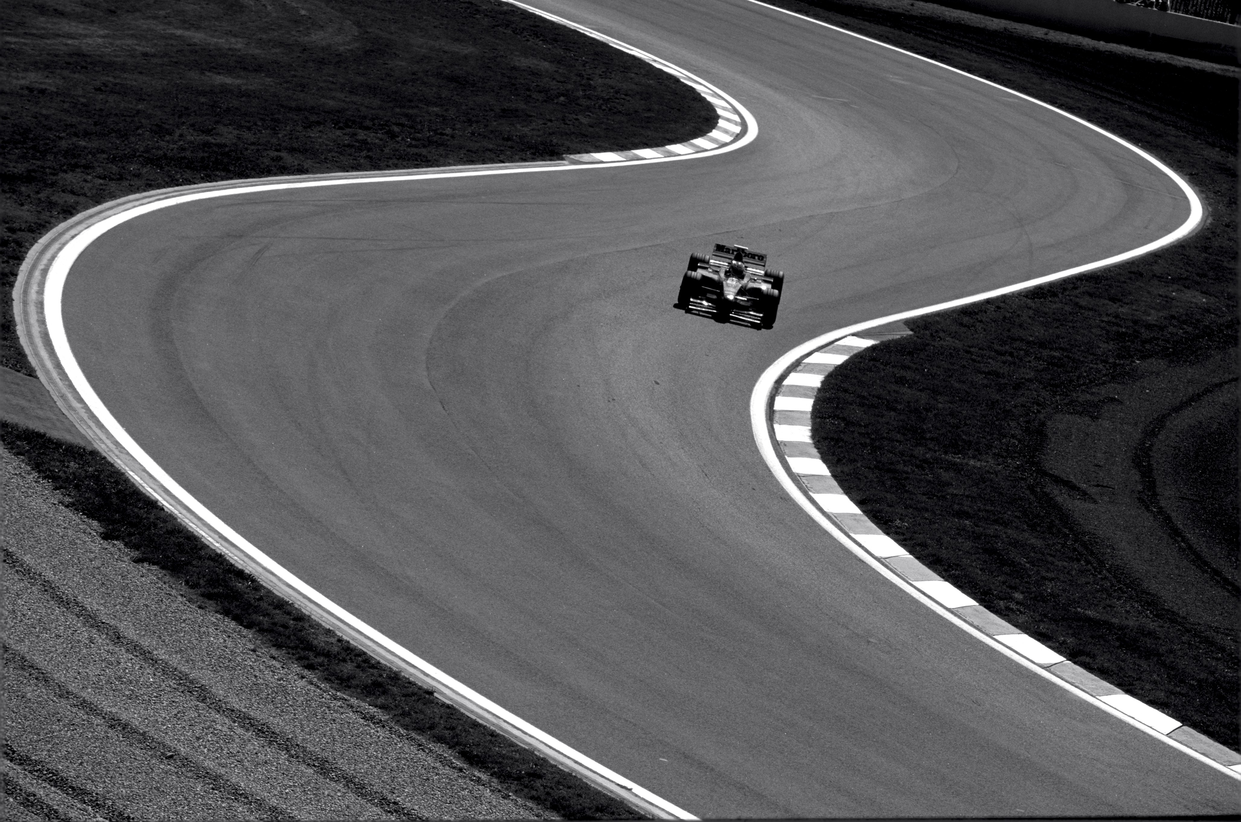 Dominique Leroy, Ferrari Formule 1. Irvine Dominique Leroy, Ferrari Formule 1. Irvine