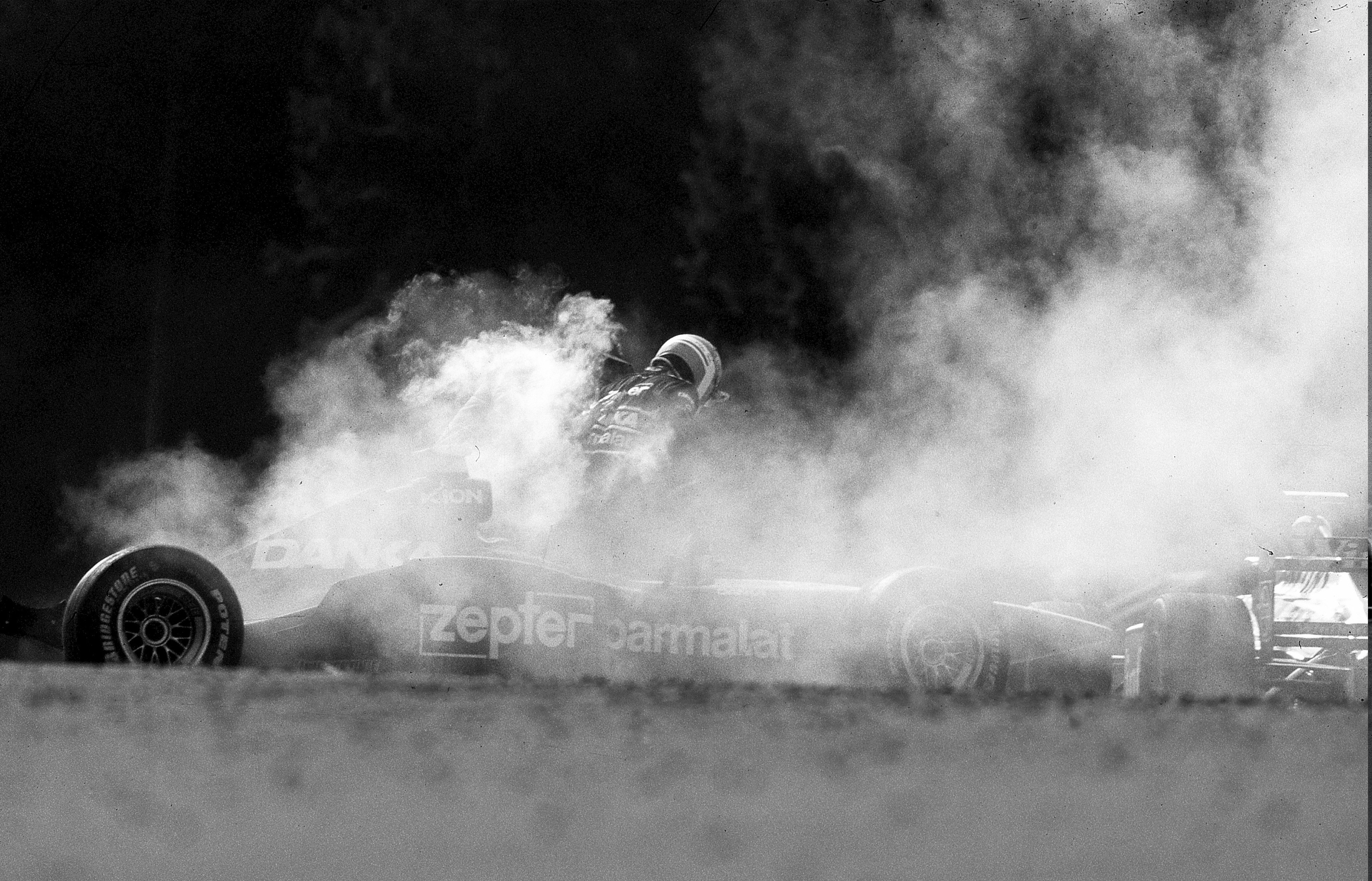 Dominique Leroy, Sortie de route de Mika Salo à Spa Francorchamps. Belgique. F1 Dominique Leroy, Sortie de route de Mika Salo à Spa Francorchamps. Belgique. F1