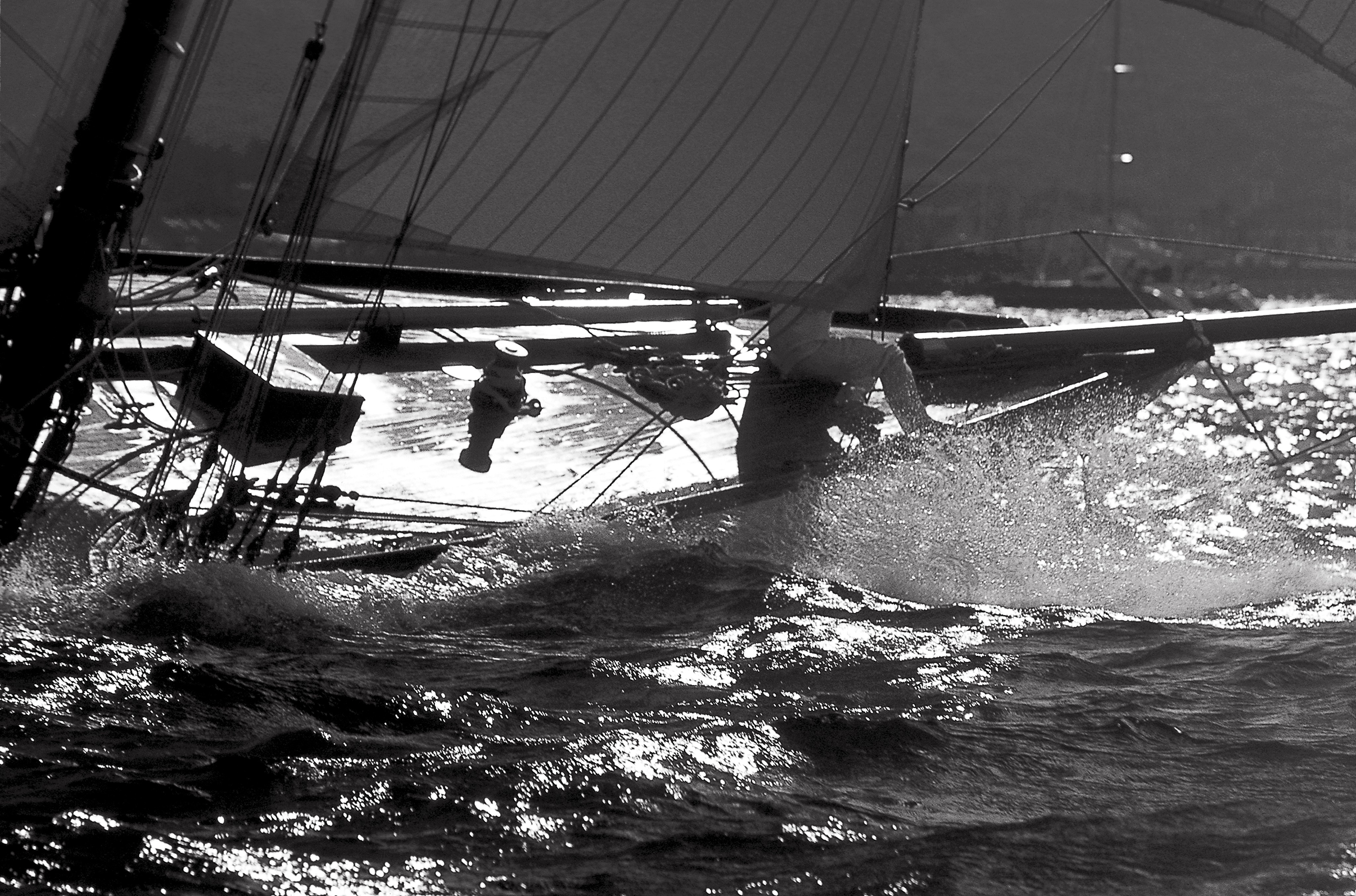 Dominique Leroy, Tangage sur la Nioulargue. Saint Tropez. Dominique Leroy, Tangage sur la Nioulargue. Saint Tropez.