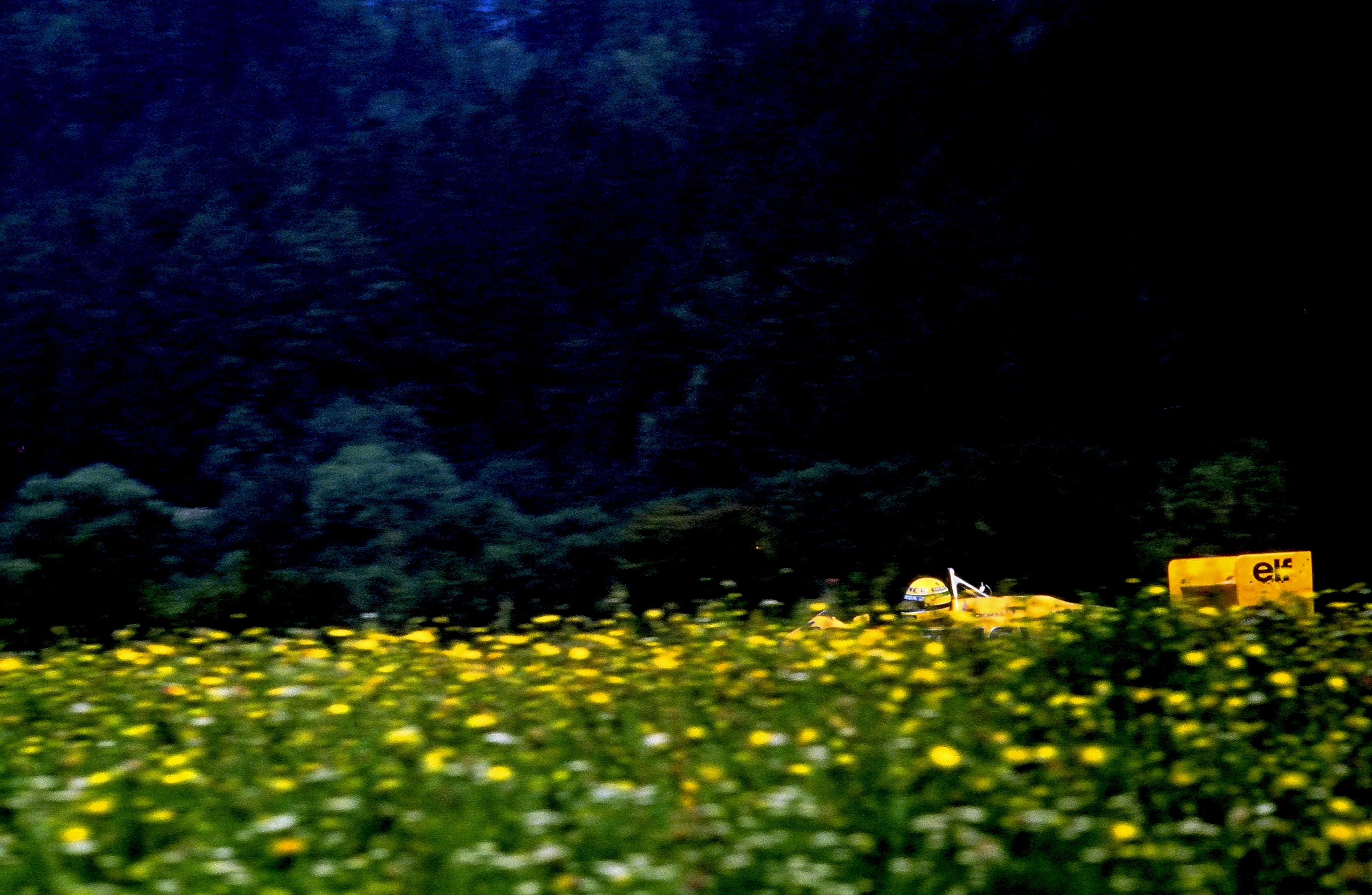 Dominique Leroy, Pâquerette pour Ayrton Senna. Zeltweg. Autriche. F1. Dominique Leroy, Pâquerette pour Ayrton Senna. Zeltweg. Autriche. F1.