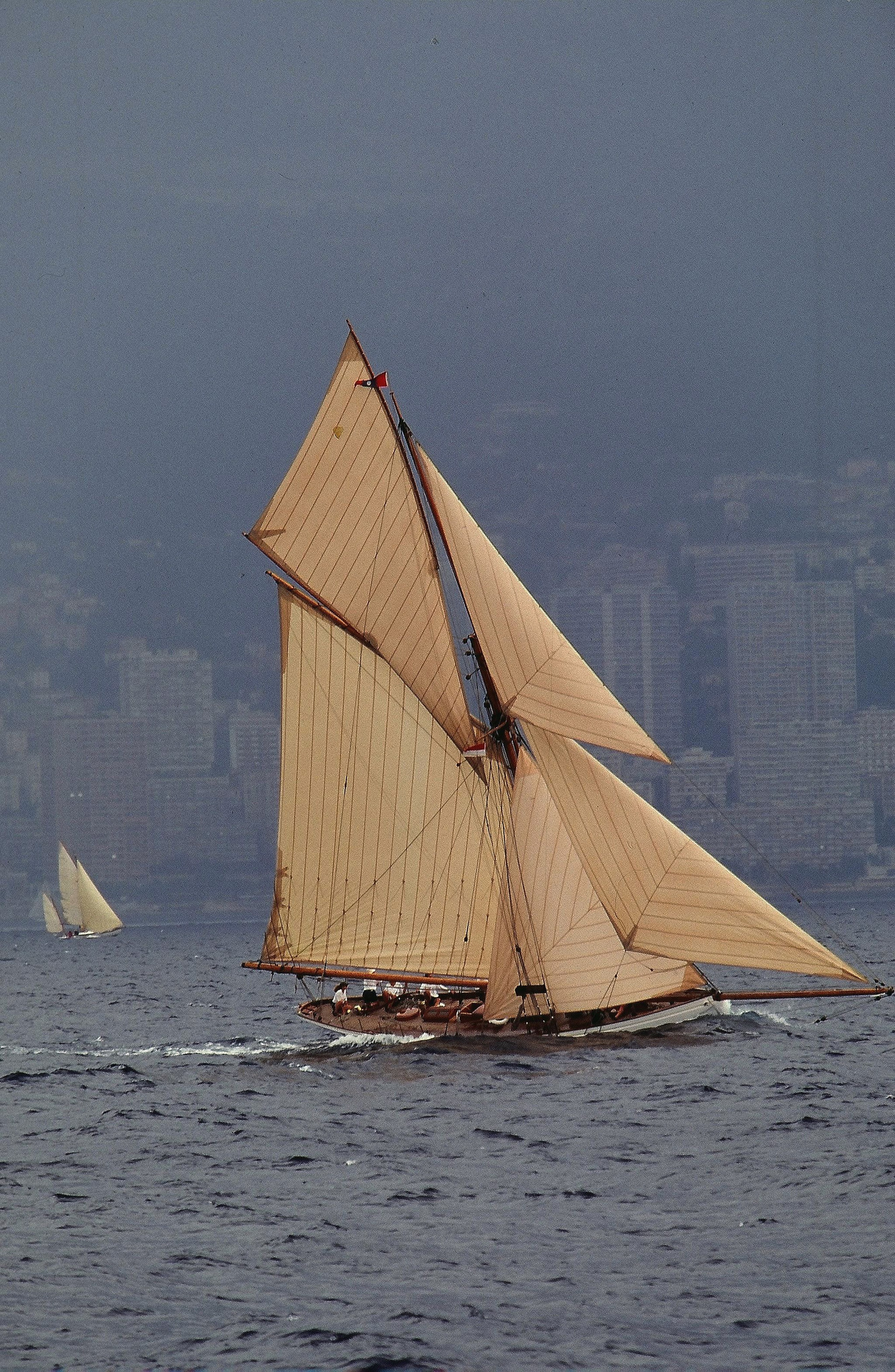 Dominique Leroy, Pleine Voile sur Monaco Dominique Leroy, Pleine Voile sur Monaco