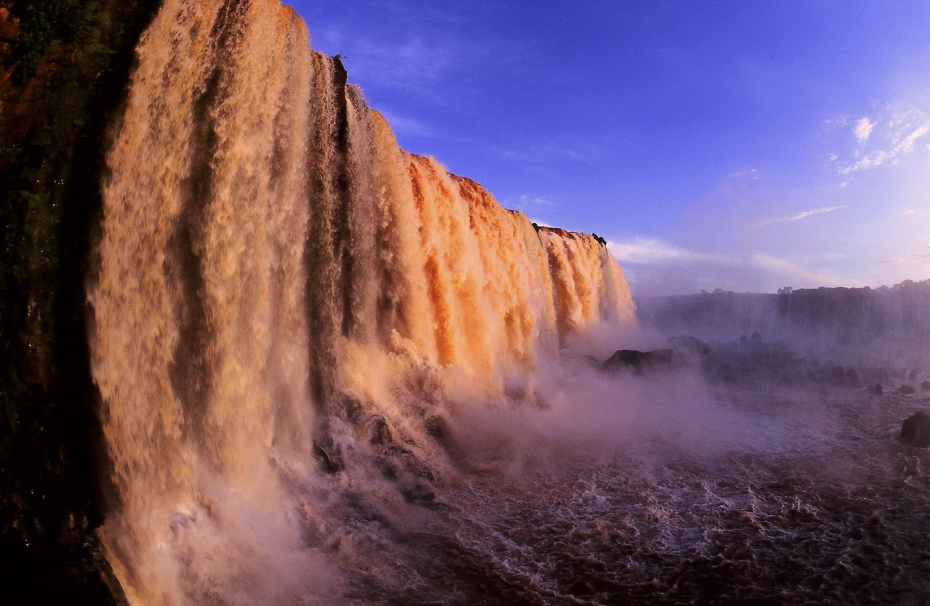 Dominique Leroy, Chutes Iguaçu. Argentine Dominique Leroy, Chutes Iguaçu. Argentine