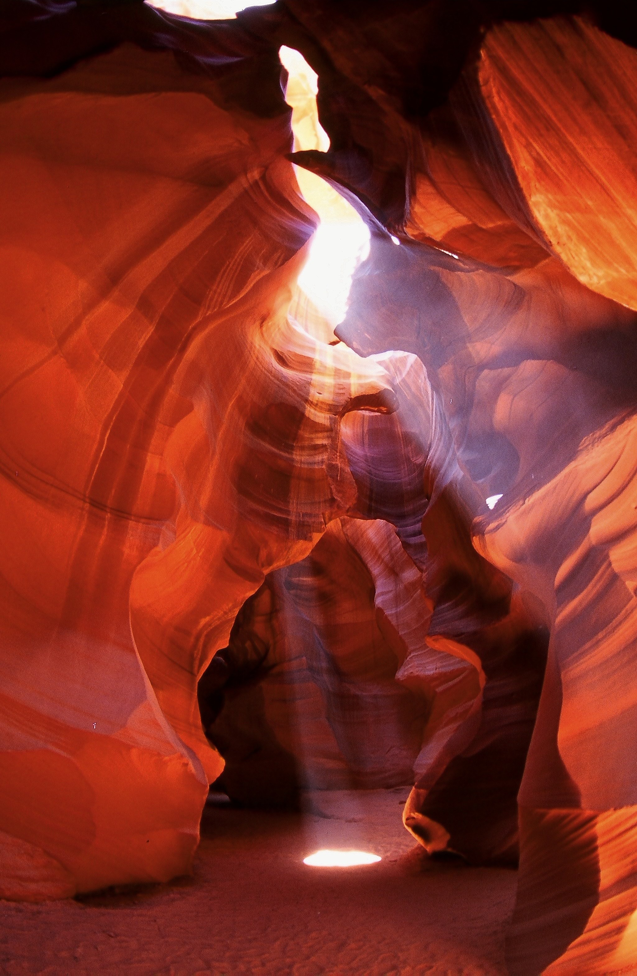 Dominique Leroy, Antilope Canyon. Arizona. Amérique du Nord Dominique Leroy, Antilope Canyon. Arizona. Amérique du Nord