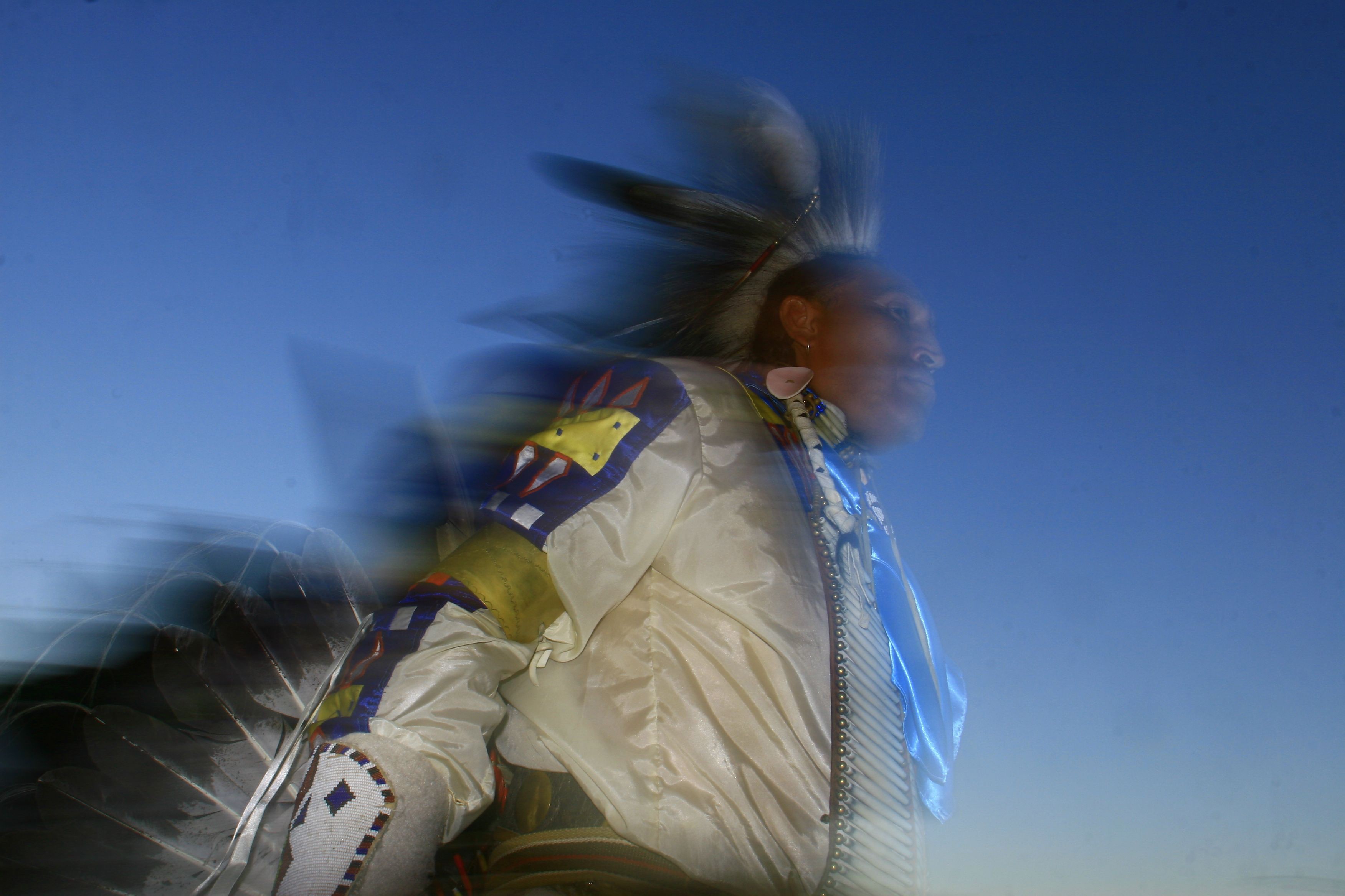 Dominique Leroy, Pow wow. Amérique du nord Dominique Leroy, Pow wow. Amérique du nord